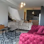 Ayayorgi Sueper Havuzlu Yeni Villa Çeşme