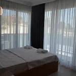Villa Ayayorgi Sueper Havuzlu Yeni Çeşme