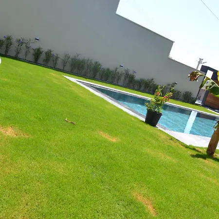 Villa Ayayorgi Sueper Havuzlu Yeni Cesme