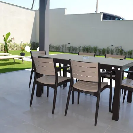 Villa Ayayorgi Sueper Havuzlu Yeni Cesme