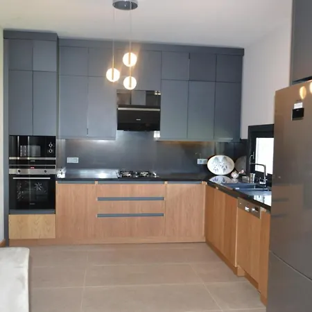 Ayayorgi Sueper Havuzlu Yeni * Cesme