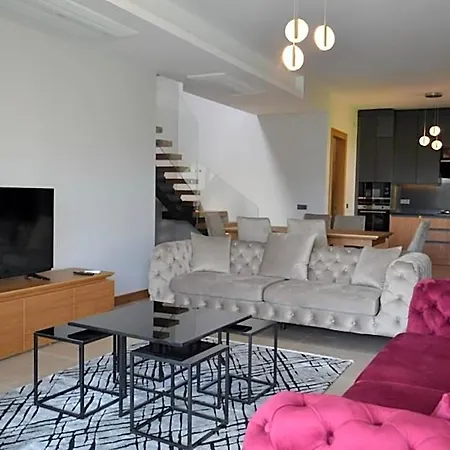 Villa Ayayorgi Sueper Havuzlu Yeni *