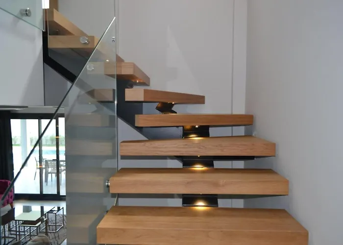 Ayayorgi Sueper Havuzlu Yeni